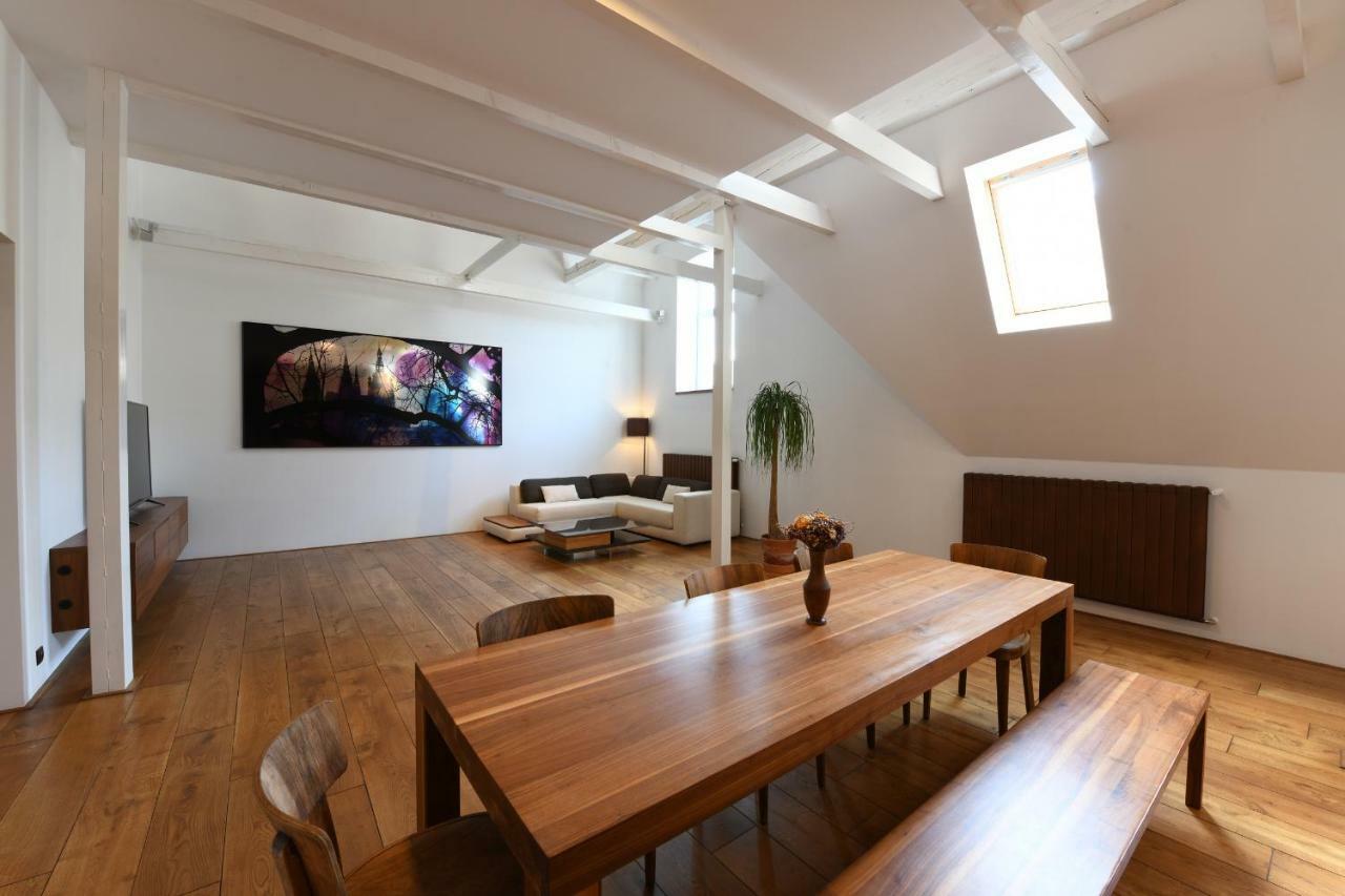 شقة براغ  في Loft المظهر الخارجي الصورة